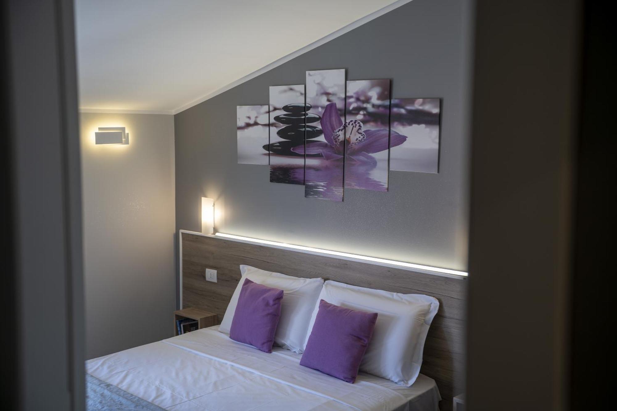 Affittacamere Orchidea For Tourists Hesperia Hosp Modène Extérieur photo